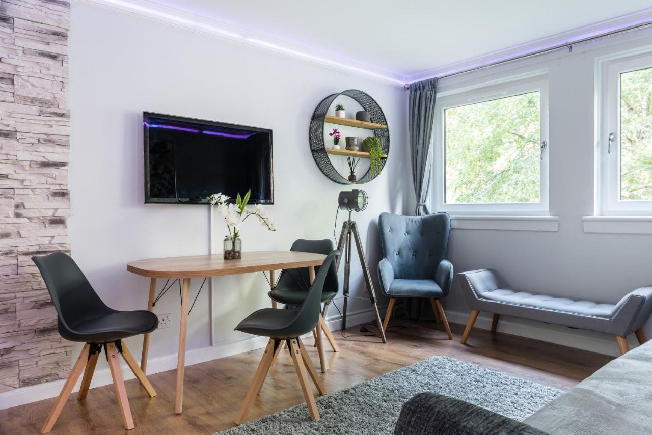 City Centre Stylish Apartment With Free Parking EDI Exterior photo